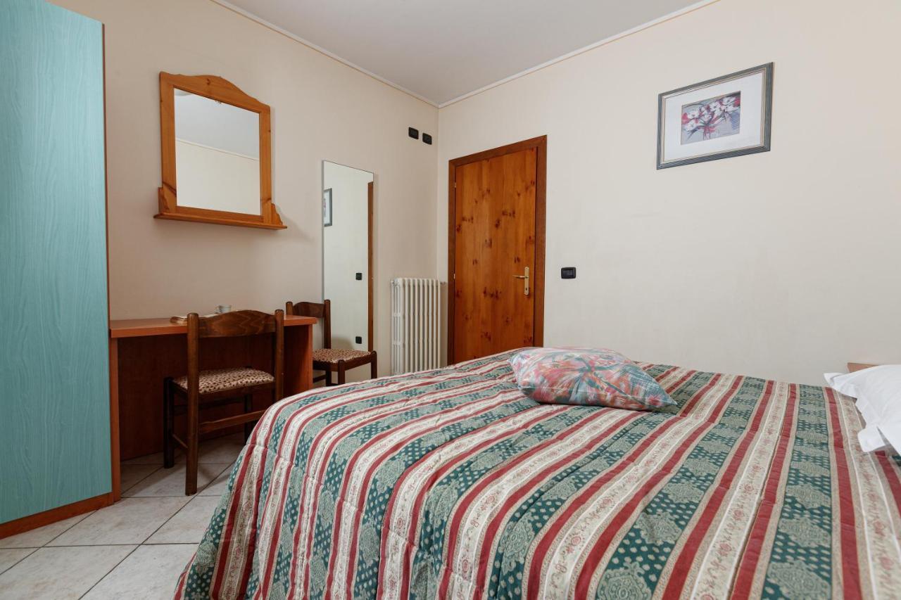 Hotel Villa Rina Bormio Extérieur photo